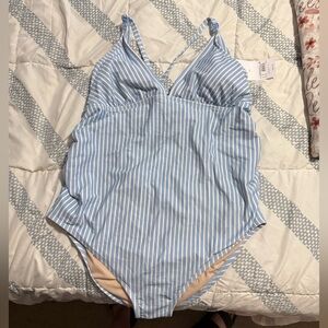 Target maternity one piece bathing suit NWT